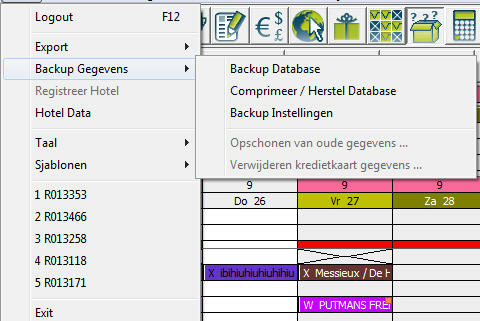 Backup 24 151 Backup Het is aanbevolen om een specifiek Backup programma te gebruiken om de volledige map van te zekeren.