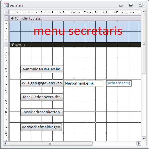 We testen het gemaakte rapport uit en geven het een plaats in het menu van de secretaris. Het meest voor de hand liggend is om het rapport onder te brengen bij de knop: verwerk afmeldingen.