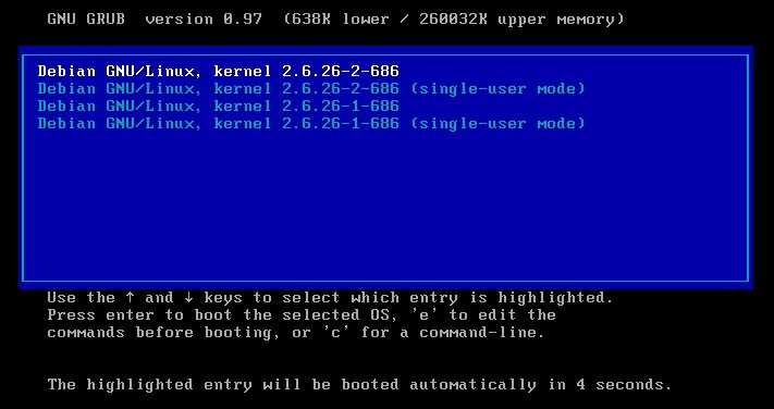 Na de herstart komen we in onze bootloader (grub) waarin we de keuze hebben tussen enkele opstartitems, standaard starten we gewoon