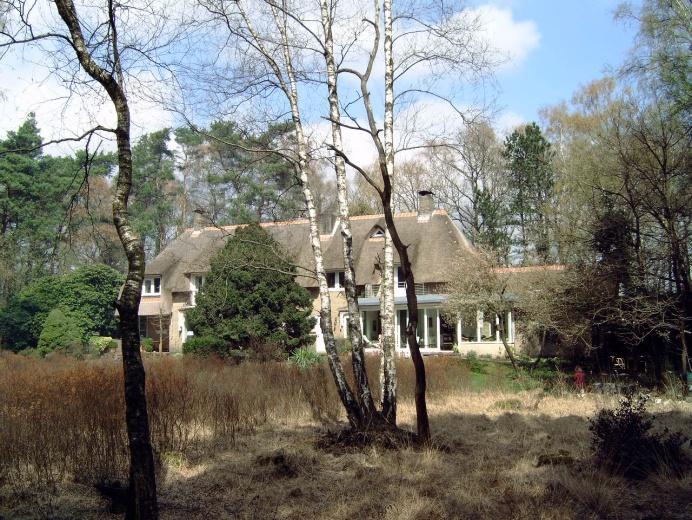 WOZ-waardering NSW-landgoederen ingrijpend gewijzigd De voorschriften voor het bepalen van de WOZwaarden van landgoederen die gerangschikt zijn onder de Natuurschoonwet 1928 (NSW) zijn gewijzigd.