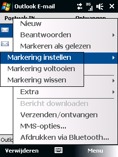 Omgaan met zakelijke e-mails en vergaderafspraken 143 Berichten markeren Markeringen dienen als herinneringen voor belangrijke zaken of vragen in de e-mailberichten.