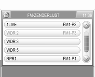 24 Radio Druk op de knop FM-lijst op het scherm om de lijst weer te geven. De lijstvermelding van de momenteel afgespeelde FM-zender is rood gemarkeerd.