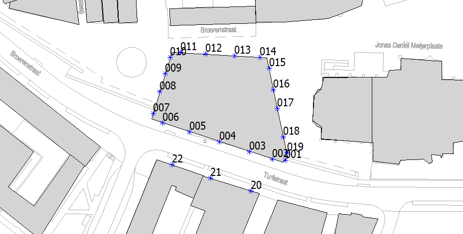 figuur 3: ligging rekenpunten 5.4 Modellering 5.4.1 Geluid De berekeningen van de geluidsbelasting afkomstig van het wegverkeer zijn verricht met het door DGMR ontwikkelde computerprogramma Geomilieu (versie 2.