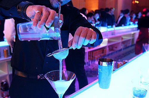 15 COCKTAILS Cocktails kunnen de verrassende invalshoek zijn van uw feest!