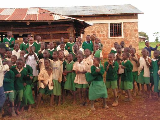 De eerste aanvraag in 2014 richtte zich op de inrichting van een schoolkeuken en inrichting nieuwe Assembly Hall (aula) van een school in Kenia. Deze bleek inmiddels gerealiseerd te zijn.