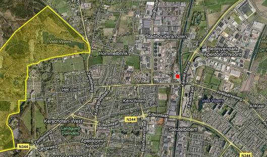 Figuur 3.1.2: Overzicht begrenzing Natura 2000-gebied Veluwe (geel gearceerd) ten opzichte van het plangebied (rode stip). Bron: www.minlnv.nl. 3.1.3 Ecologische Hoofdstructuur Het plangebied maakt geen onderdeel uit van de Ecologische Hoofdstructuur (EHS).