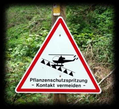 Tegenwoordig zet men vaak helikopters in om de wijnvelden te spuiten.