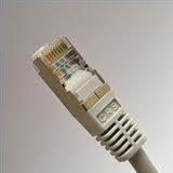 Modem van de kabel service provider Kabel service providers leveren veelal alleen het modem. Op de ethernet poort kun je een router of een switch aansluiten.