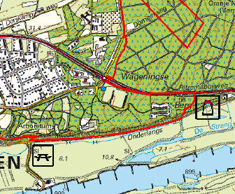 33 gemaakt via de meest aangewezen weg. De nieuwe route krijgt de naam van de eerste route. 2.3.6 Symbool Via het menu Gereedschap/Symbool of de knop kunt u speciale plaatsen markeren op de kaarten.