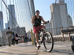 DAGEXCURSIES DIE BIJ DEZE REIS PASSEN New York * New York Bike & Roll Een bijzondere manier om New York City in een dag te verkennen is per fiets.
