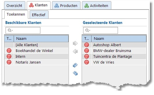 TimeWriter Professional Met behulp van de pijltjes kunnen de klanten van links naar rechts verplaatst worden.