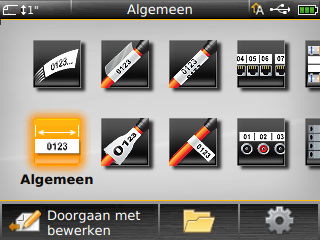 Voedingsstatus De voedingsstatus wordt rechtsboven in het scherm weergegeven en toont de huidige accustatus. De resterende voeding in de accu. Aangesloten op netspanningsadapter en aan het opladen.