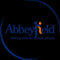 Historiek inspiratie bij Abbeyfield Society Eigen zit-slaapkamer met eigen meubels Binnen bereik van gemeenschappelijke voorzieningen Keuze om samen maaltijd te