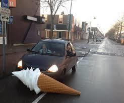 bijzondere week Onze Rick waar we van schrokken met elkaar, gelukkig allemaal goed afgelopen (zie mailbericht). IJs op de weg.