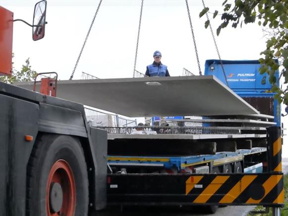 Oplegging Wij adviseren een oplegging bij metselwerk van 20 mm en 10 mm op beton. Bij een oplegging van min. 60 mm is geen tijdelijke ondersteuning langs de oplegging nodig.