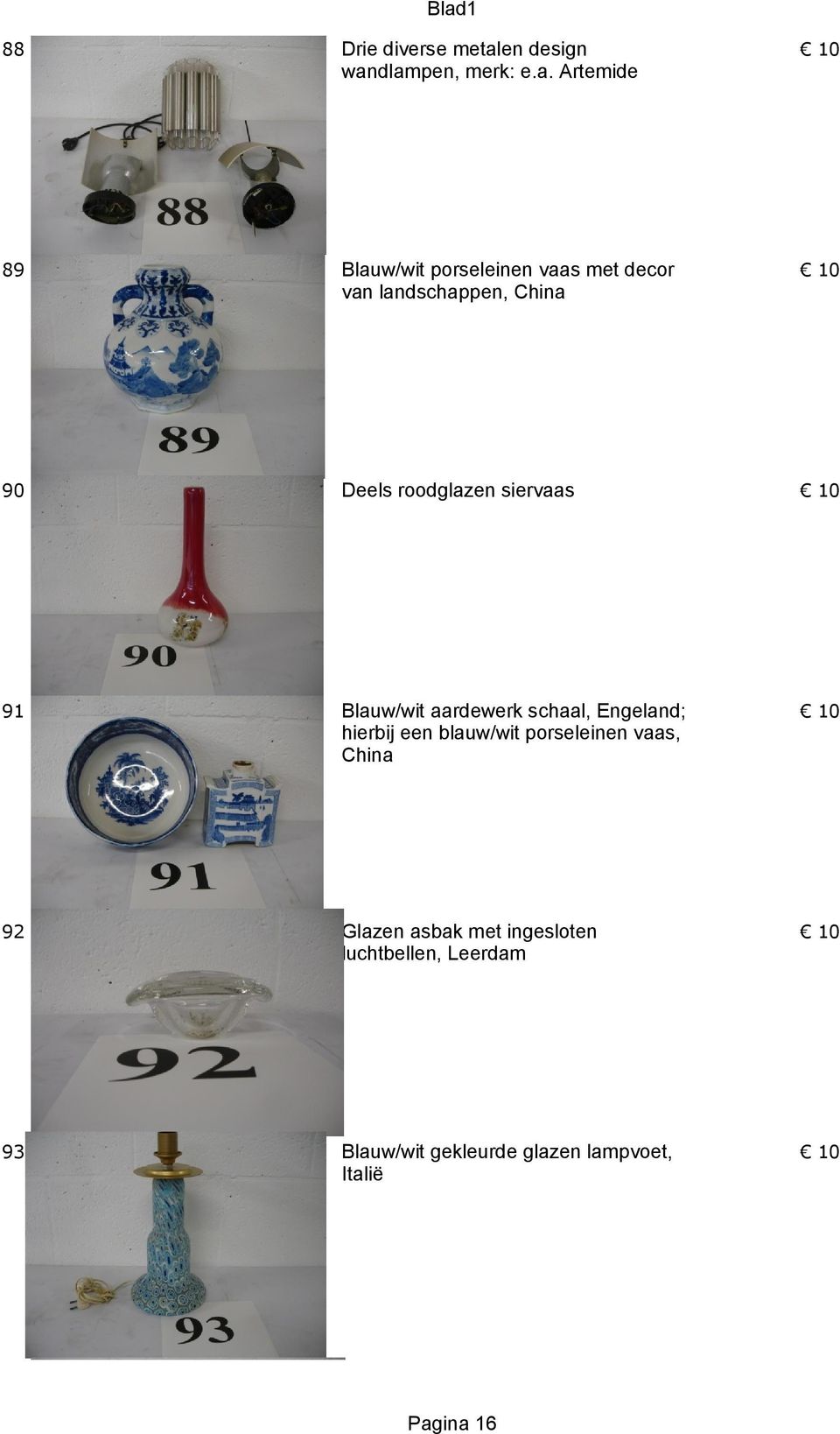 dlampen, merk: e.a. Artemide 89 Blauw/wit porseleinen vaas met decor van landschappen,