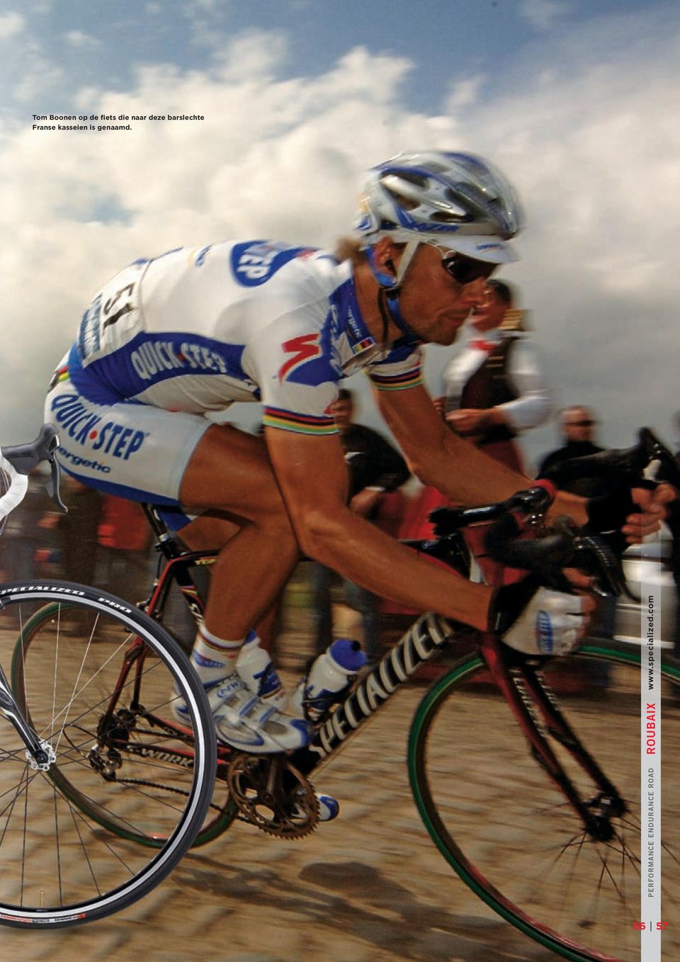 com tom Boonen op de fiets die naar