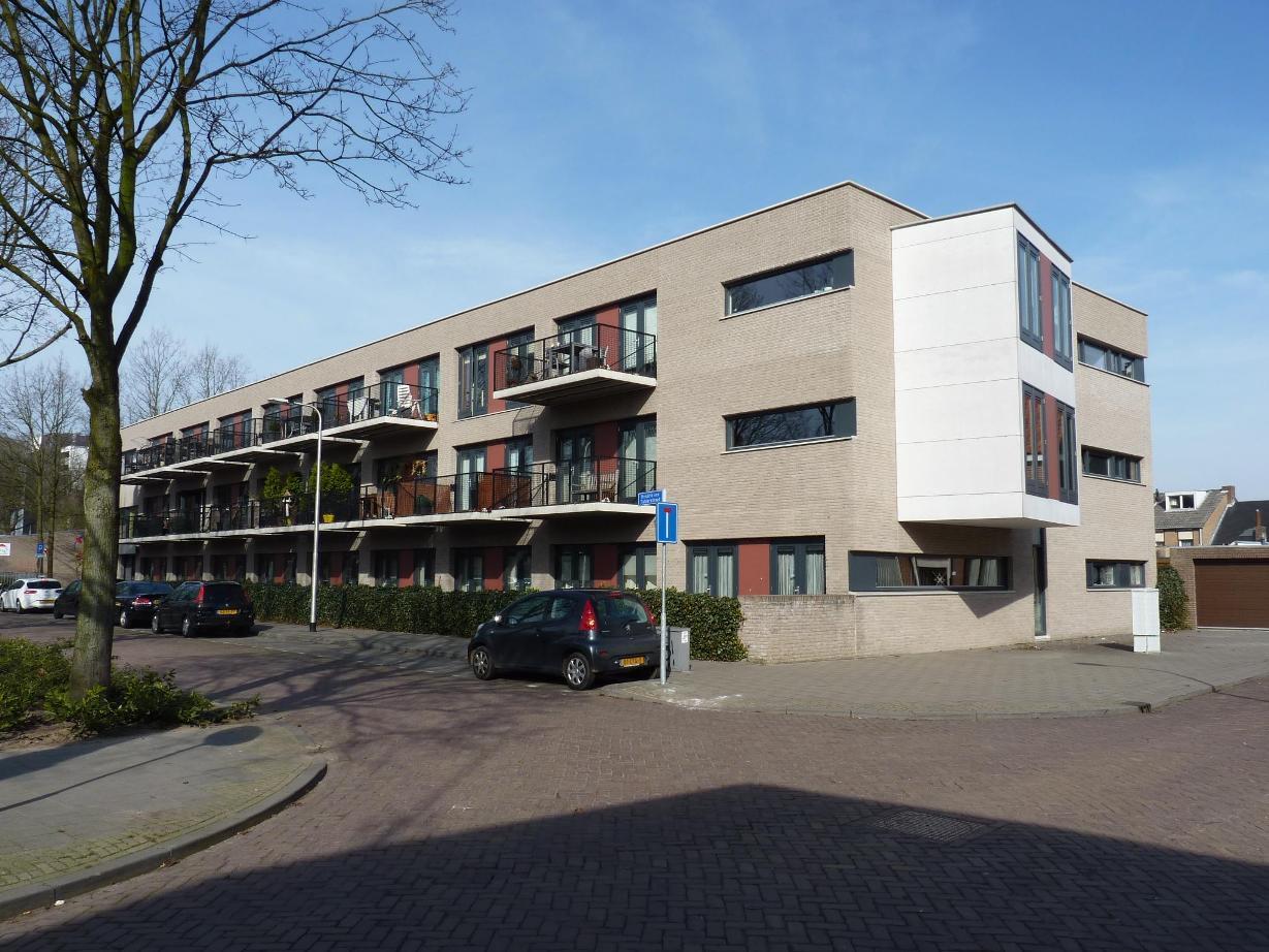 k. Wijk: Hasselt Bouwjaar: 2005 Inhoud: 168 m³ Oppervlakte: 58 m² Kadaster: Kadaster NO 6268 A12 en A45 Verwarming: CV-ketel (HR 2005) Warmwater: