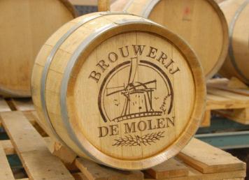 Ondernemersblik (4) John Brus van De Molen: Als experimentele brouwerij hebben we een niche in een wereldmarkt Brouwerij De Molen is een ambachtelijke bierbrouwerij, gevestigd in Bodegraven.