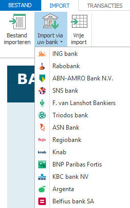 6.2 Importeren via internetbankieren U kunt ook direct uw transacties uit internetbankieren in Cashflow importeren. Dit doet u via het tabblad IMPORT en vervolgens de knop [Import via uw bank].