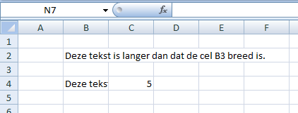 Lange teksten zullen volledig worden getoond, verspreid over verschillende cellen, zolang er in de cel rechts ernaast niets is ingevuld. Bv.