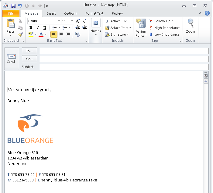 Een Outlook-sjabloon Met een Outlook sjabloon zorgt u ervoor dat iedereen in uw organisatie dezelfde e-mail lay-out gebruikt.