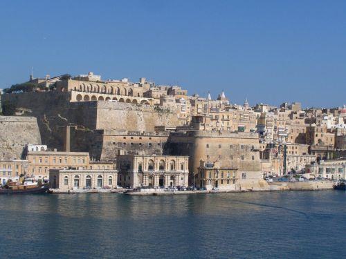 MEER WETEN OVER Malta, sprookjesachtig mooi in de Middellandse Zee 8-daagse vliegtuigreis met programma in volpension (behalve op dag 2: halfpension) Periode: van maandag 22 mei tot maandag 29 mei