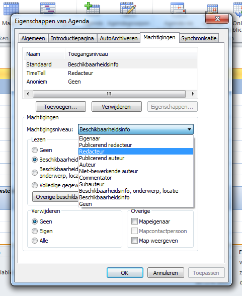 In Outlook Office programma (door gebruiker): Klik in de Outlook mappenlijst met de rechter muisknop op de Agenda en kies voor Eigenschappen (Properties) en vervolgens Machtigingen