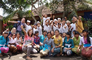 Sociaal Project Trek naar Bali en beleef een onvergetelijk verblijf terwijl je Engelse les geeft aan schoolkinderen.