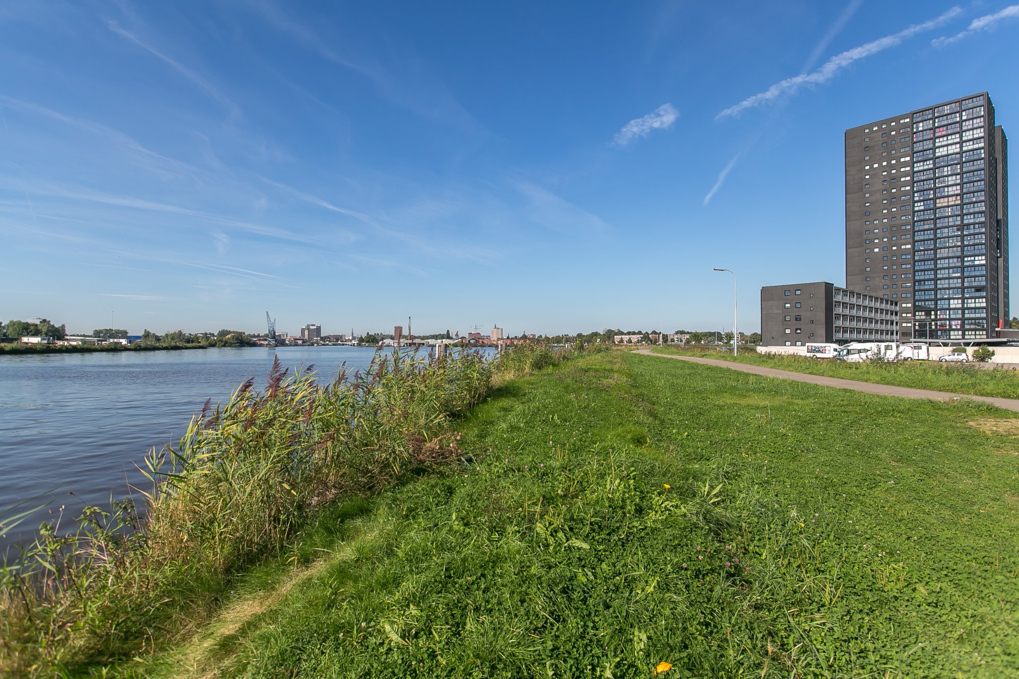 GRONINGEN Regattaweg 200 Huurprijs: 1.