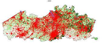 Verstedelijking Waar moet het water naartoe? We zien een lineaire stijging van de bebouwde oppervlakte, vertelt dr. Poelmans.
