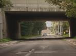 Stilstaan- en parkeerverbod op de rijbaan 5 m voor oversteekplaats 5 m voor oversteekplaats in tunnels onder bruggen nabij de top in bocht Stilstaan- en parkeerverbod op de rijbaan en op de berm op