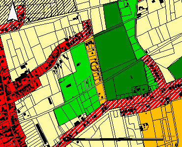 Cluster C: - 11 waarvan 3 permanent bewoond - De cluster is voornamelijk gelegen binnen een zone voor verblijfsrecreatie, 1 zonevreemd en onvergund verblijf is gelegen binnen natuurgebied.