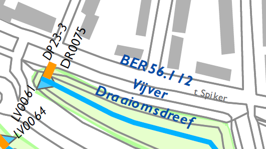 Kernzone De kernzone is weergegeven in een licht groene kleur en bestaat uit het oppervlaktewaterlichaam, de onderhoudsstrook of onderhoudsstroken, de kade of kaden plus, aan de zijden van de