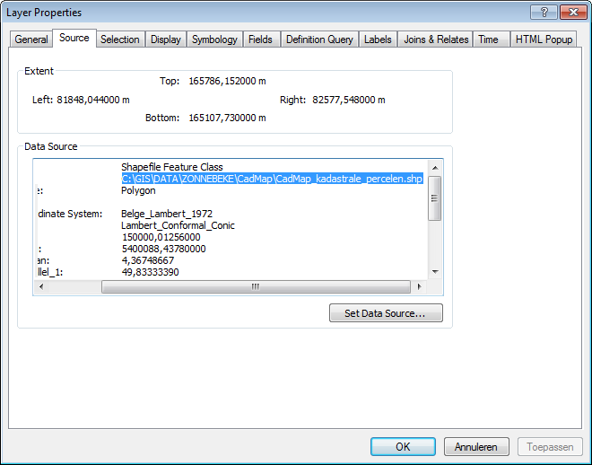 3.3 In het dialoogvenster Layer Properties ga je naar tabblad Source en kijk je in het vak Data Source naar het item Shapefile.