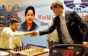 Nieuwe wereldkampioen Schaken De Wereld Schaakkampioenschappen vonden plaats van 07 tot 28 November 2013 en werden gewonnen door Magnus Carlsen uit Noorwegen.