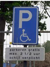 Huidig parkeerbeleid Bezoekersschijf Met een bezoekersschijf schilstraten kan maximaal 4 uur geparkeerd worden in de zone parkeren voor vergunninghouders.