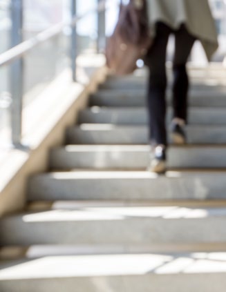 vier stappen De opleiding Loonwaarde Expert in vier stappen 1 Kennismaken met loonwaardemeting 3 Presentatie onderzoek De derde opleidingsdag presenteert u uw eigen Voorafgaand aan de training