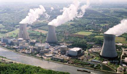 1985 Capaciteit 2 912 MW Doel 3 PWR Commissioning - Tihange 1 1975 - Tihange 2 1983 -