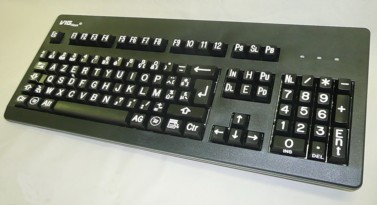 020001503 Toetsenbordstickers met brailleschrift voor computer of schrijfmachine, QWERTY, gele achtergrond met zwarte karakters.