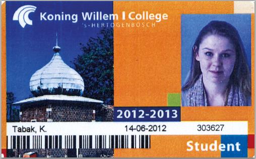 1. Collegekaart Opdracht Maak een collegekaart met eigen foto, logo KW1C, teksten, barcode en foto.