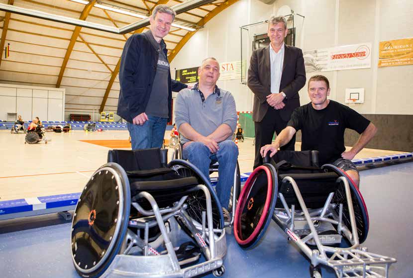 12 Jaarverslag Vereniging Gehandicaptensport Nederland 2015 In november werd in Zweden het European Top 12 Showdown gehouden. Leander Sachs viel met een tweede plek ook op dit toernooi in de prijzen.