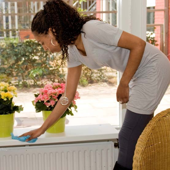 Jouw werk Je verleent zorg en ondersteuning aan cliënten/zorgvragers en begeleidt ze bij wonen en welzijn.