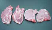 Varkensvlees Varkensvlees wordt veel gegeten in Nederland. Dat komt doordat het goedkoop en snel gaar is en een zachte structuur heeft. Varkensvlees is minder vet dan vroeger.