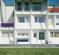 UNIEKE GEBOUWEN Door de eindeloze mogelijkheden in materialen, kleuren en toepassingen gaan modulair bouwen en spraakmakende architectuur hand in hand.
