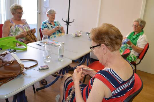 CREATIEF Creagroep Creatieve dames kunnen hun handwerk meebrengen naar de creatieve groep. Omdat sámen handwerken plezanter is! Elke dinsdag van 13.