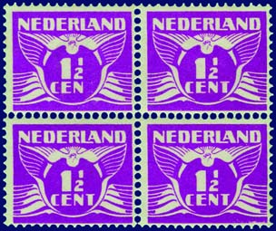102 103 104 101 InterneringszegelsN ederland 101 IN1-2 - postfrisse Interneringszegels 1916, randstukken, met cert. Muijs 2001, catw.