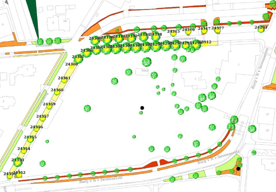 4.3 Stationsweg De stationsweg is grofweg op te delen in twee delen: het zuidelijke deel tussen de Driftlaan en de Houtweg, en het noordelijke deel (parkeergedeelte) tussen de Driftlaan en de Burg. v.