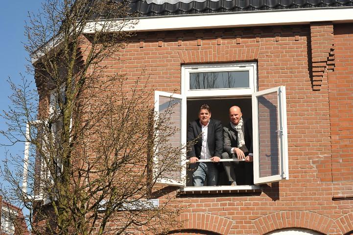 Kantoor Hugtenburg en De Vries makelaars is een bekend kantoor in Haarlem en omgeving. De afgelopen jaren zijn wij hét kantoor geweest wat de meeste woningen in Haarlem heeft verkocht.