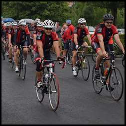 Benefiet Waregem-Lourdes go for Benito! tekst: Tony Debeerst foto s: Piet Eggermont en www.goforbenito.be Na maanden van trainen was het zover. Op 19 juli konden we onze tocht naar Lourdes aanvatten.